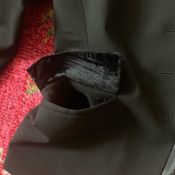 Vintage DKNY Black Blazer - Picture 5 of 8